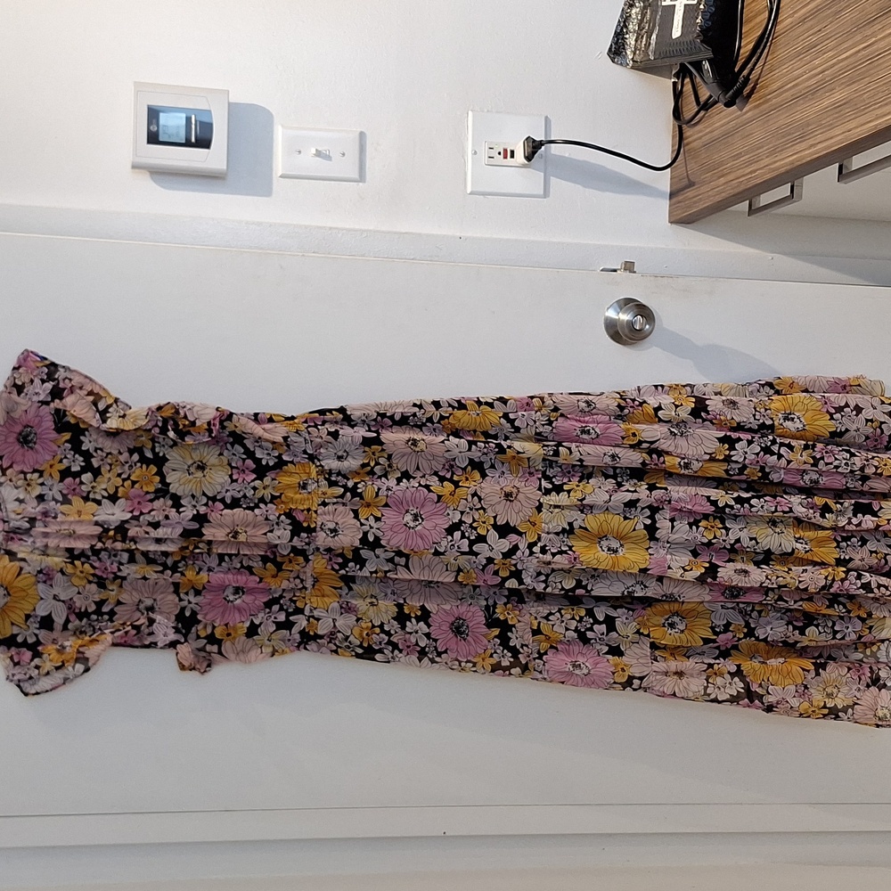 BB Dakota Floral Dress - Black, Pink, Yellow - Picture 4 of 4
